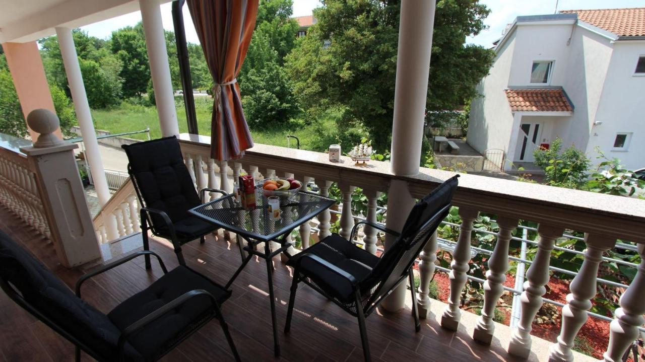 Apartment Kreslin วานตาชิชี ภายนอก รูปภาพ