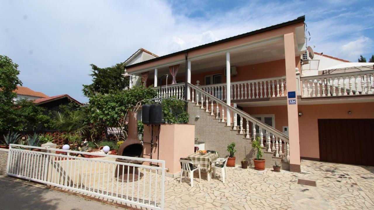 Apartment Kreslin วานตาชิชี ภายนอก รูปภาพ